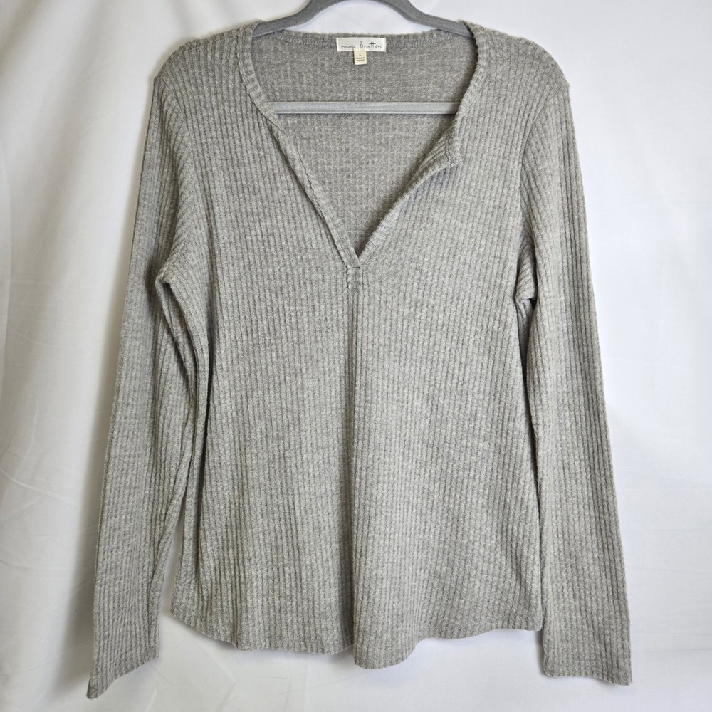 Nine Britton Long Sleeve Knit Top Deep V-Neck Gray Soft Comfortable Casual Large